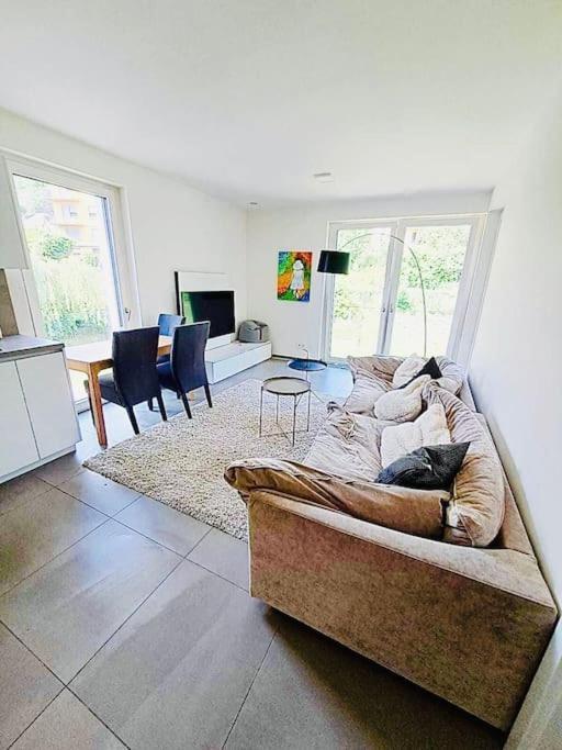 Apartment Garden View Luxury Flat With Terrace & Parking- *